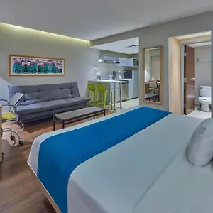 Apartahotel Express By Marriott, Playa del Carmen